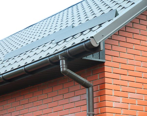 Cost of Roof Downspout Installation in Boston