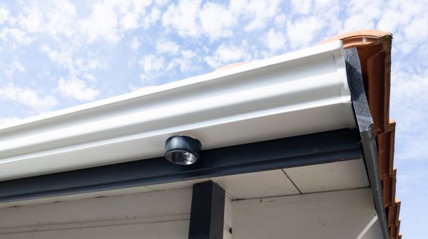 Seamless Gutters Installation in Boston
