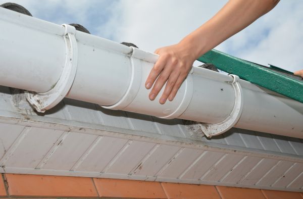 Gutter Reattachment in Boston