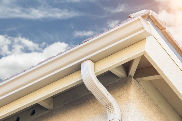 Seamless Gutter Replacement in Boston
